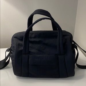 Lululemon On my Level Barrel Bag *mini7L